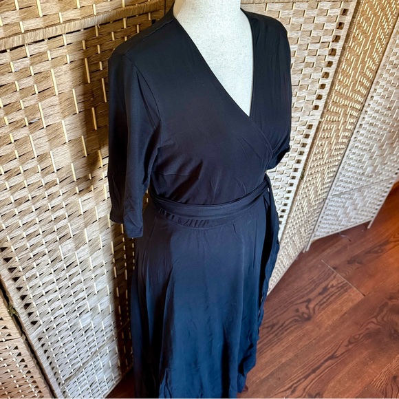 Black stretch knit eShakti wrap dress 1X / 18W - Picture 4 of 14